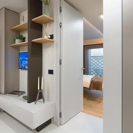 Apartment Aera Luxury - 303 304 305