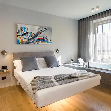 Aera Luxury - 303 304 305 Apartment *