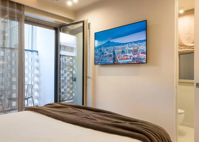 Aera Luxury - 303 304 305 * 卡塔尼亚