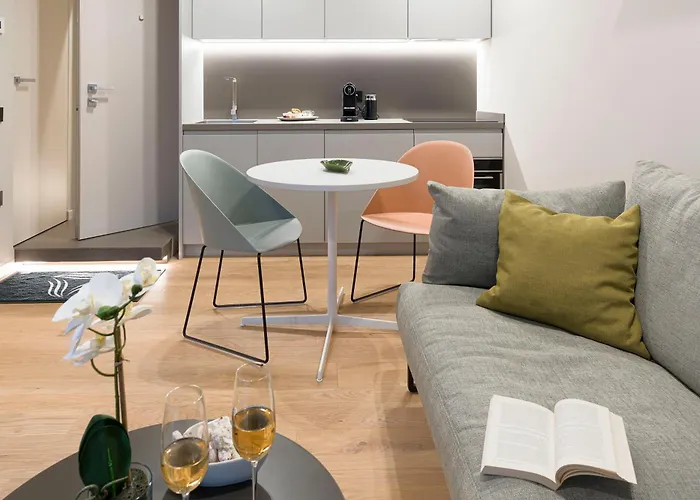 Aera Luxury - 303 304 305 卡塔尼亚